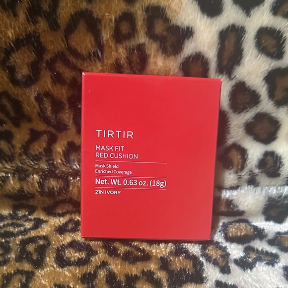 Tirtir Other - ❤️HP❤️TIRTIR Mask Fit Red Cushion - 21N Ivory (Red Compact)